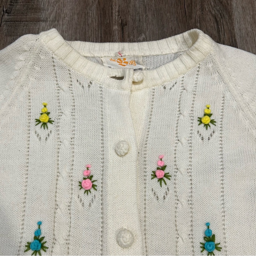 Vintage Hudson’s Bay Company Cottagecore Floral Embroidered Cardigan Sz Large - Picture 4 of 12